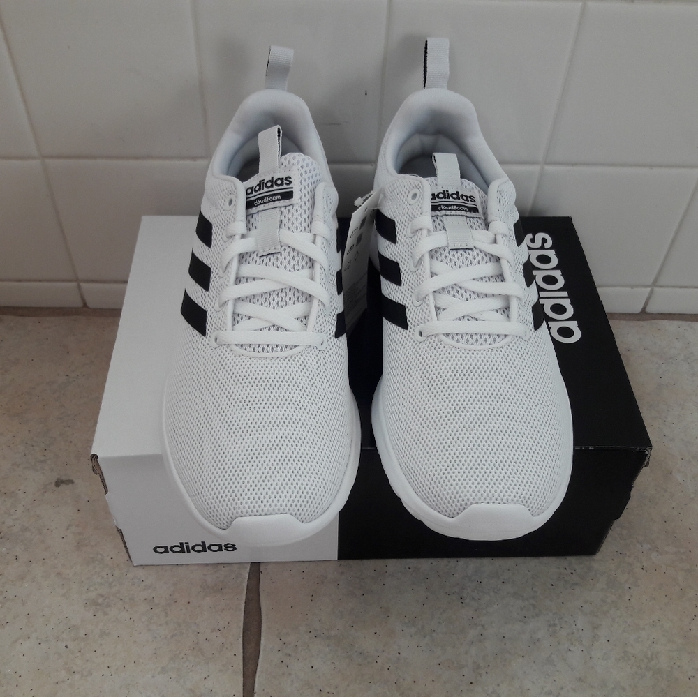 Adidas - Picture 3 of 4